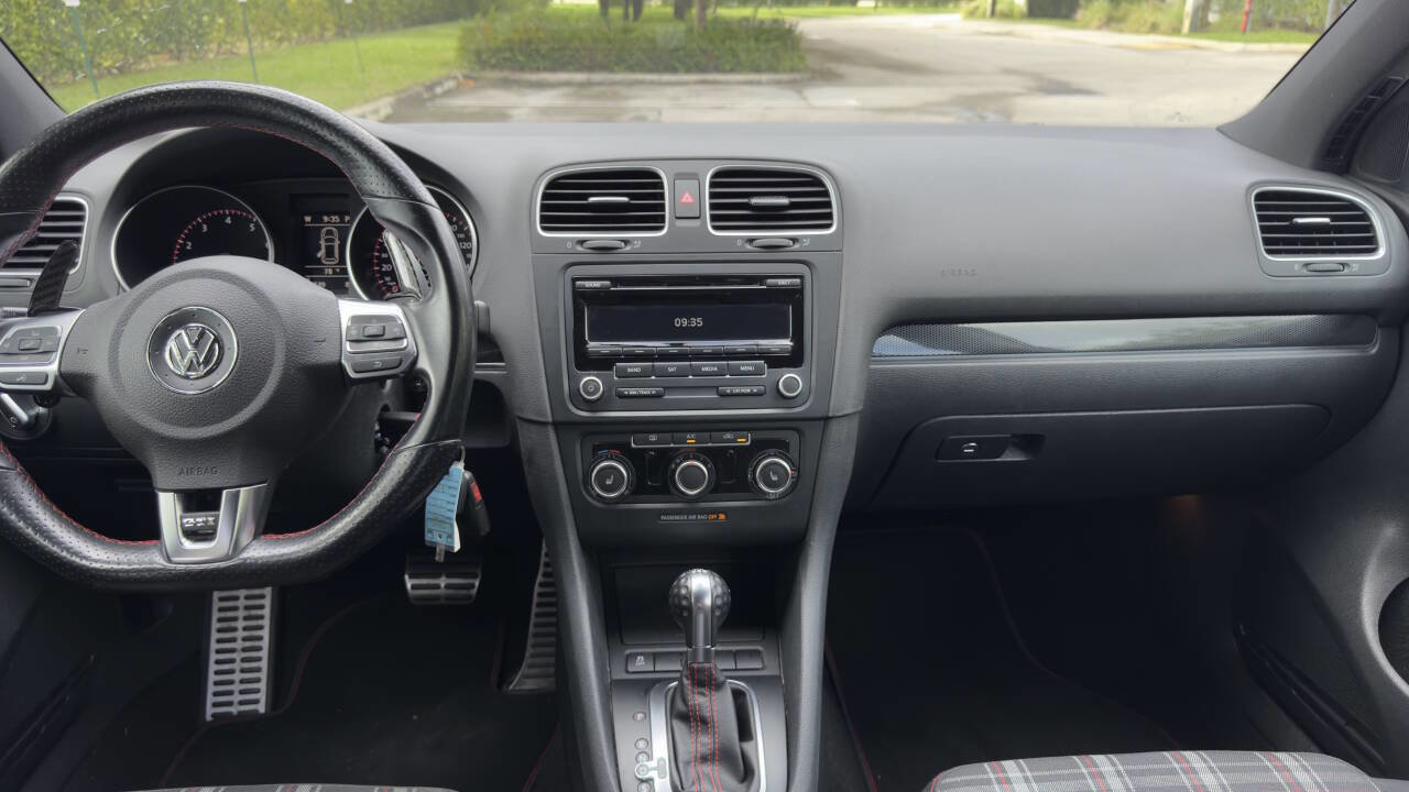 Used 2013 Volkswagen Golf 4-Door image 13