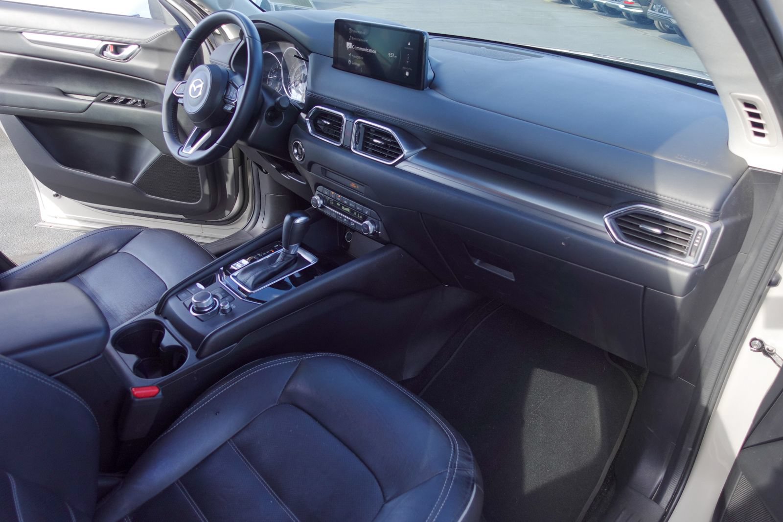 Used 2025 MAZDA CX-5 AWD 2.5 S w/ Preferred Package image 13