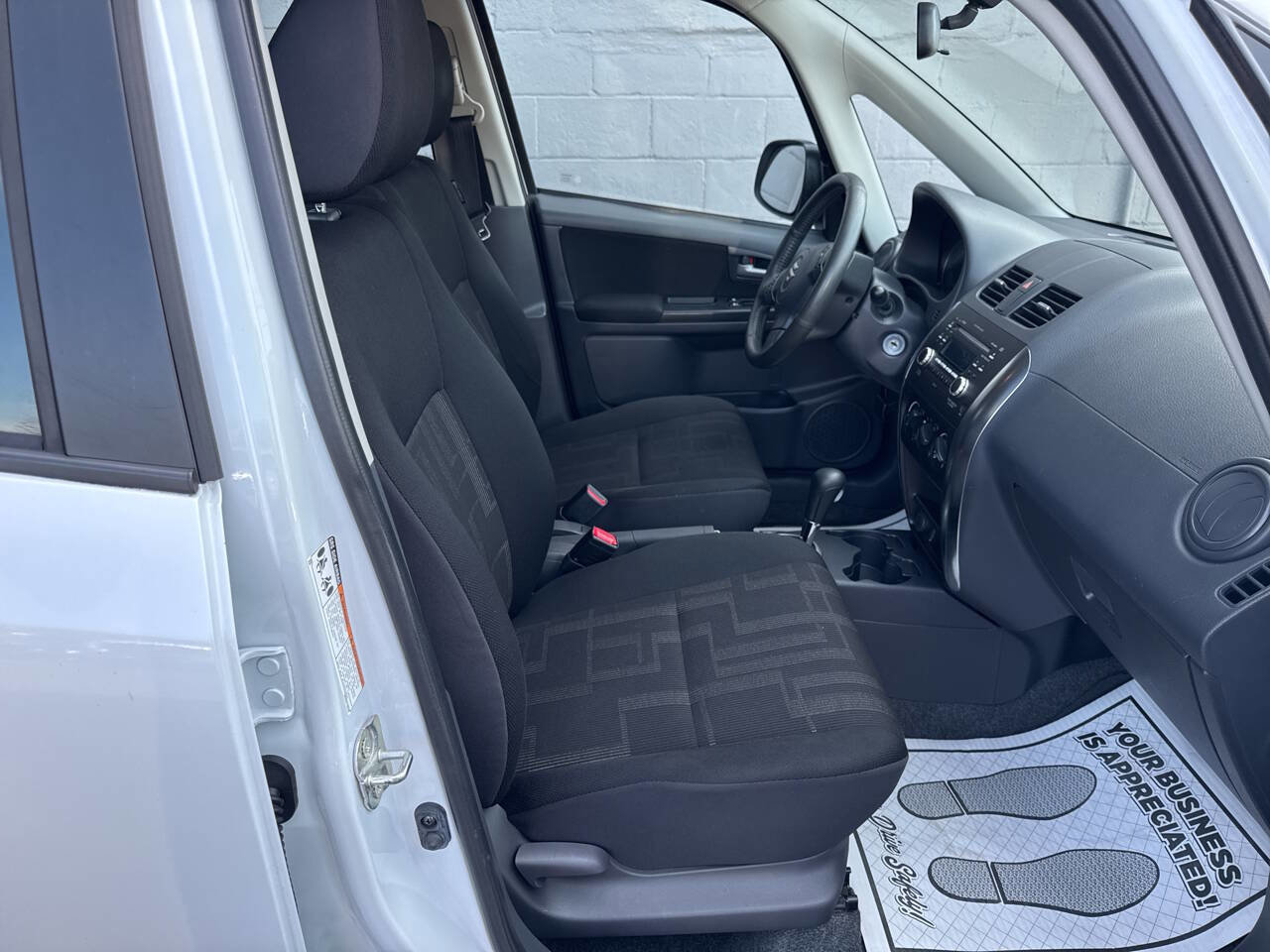 Used 2012 Suzuki SX4 Premium image 22