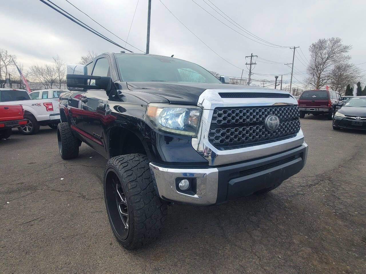 Used 2019 Toyota Tundra SR5 w/ SR5 Upgrade Package image 8