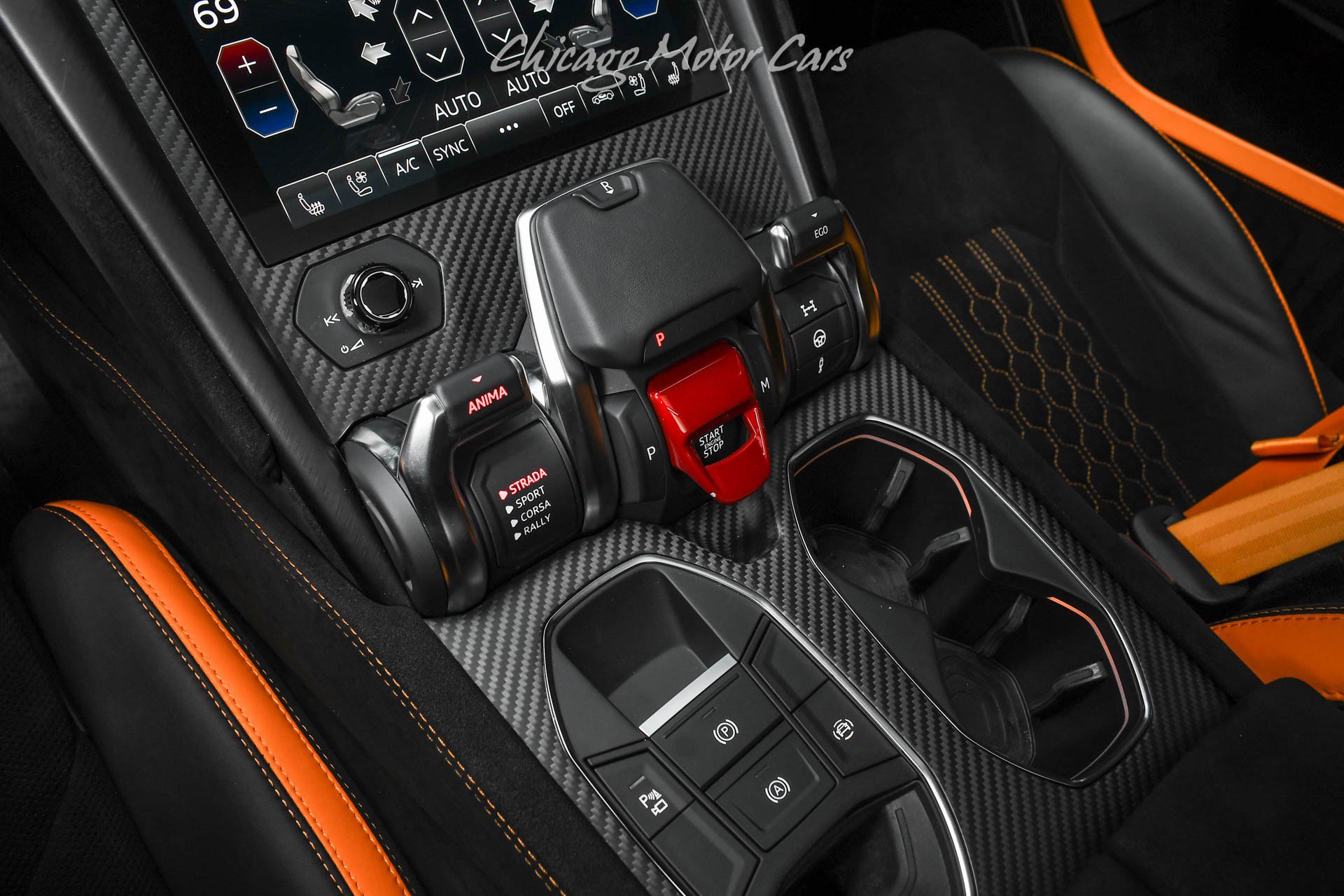 Used 2024 Lamborghini Urus Performante AWD/4WD image 17