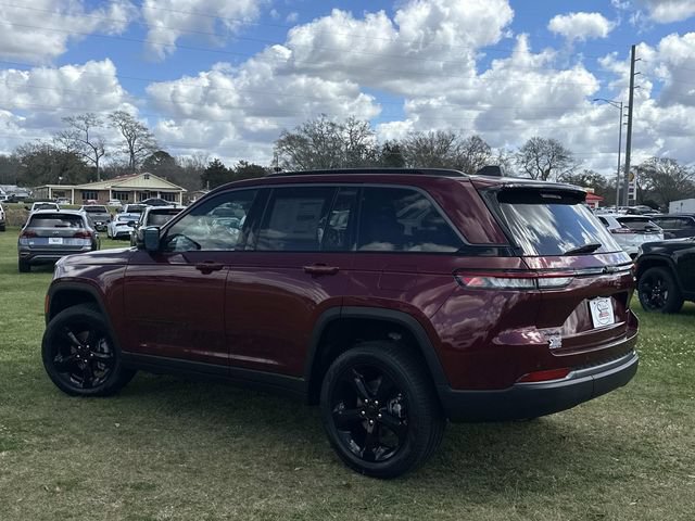New 2026 Jeep Grand Cherokee Limited w/ Limited Altitude Package AWD/4WD image 18