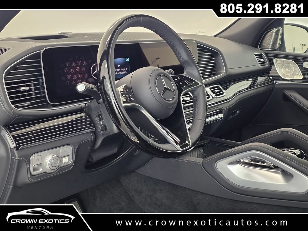 Used 2026 Mercedes-Benz Maybach GLS 600 4MATIC image 37