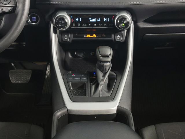 Used 2024 Toyota RAV4 XLE image 24