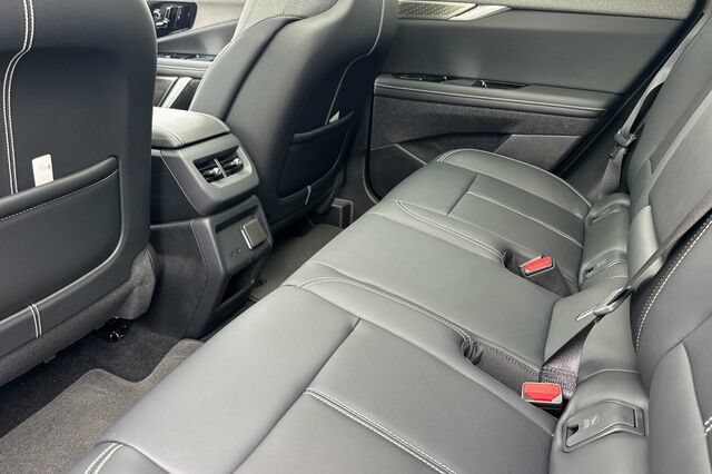 New 2027 Cadillac Optiq Sport w/ LPO, Floor Liner Package AWD/4WD image 12