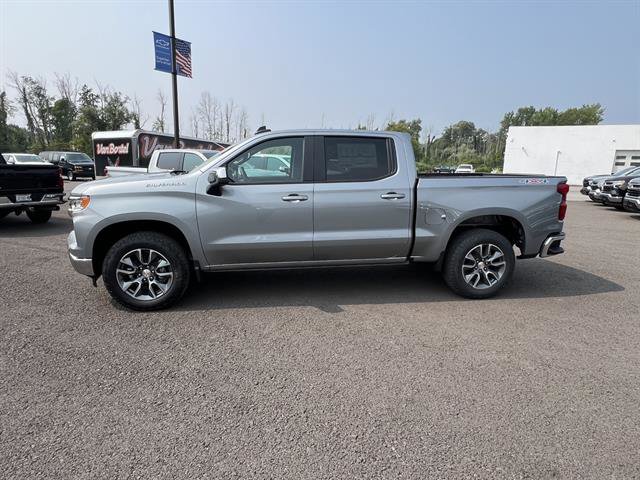 Used 2026 Chevrolet Silverado 1500 LT image 2