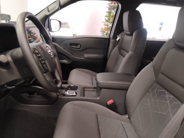 New 2026 Nissan Frontier SV w/ Tow Package AWD/4WD image 15