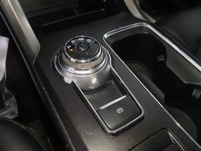 Used 2017 Ford Fusion SE w/ Equipment Group 601A image 38