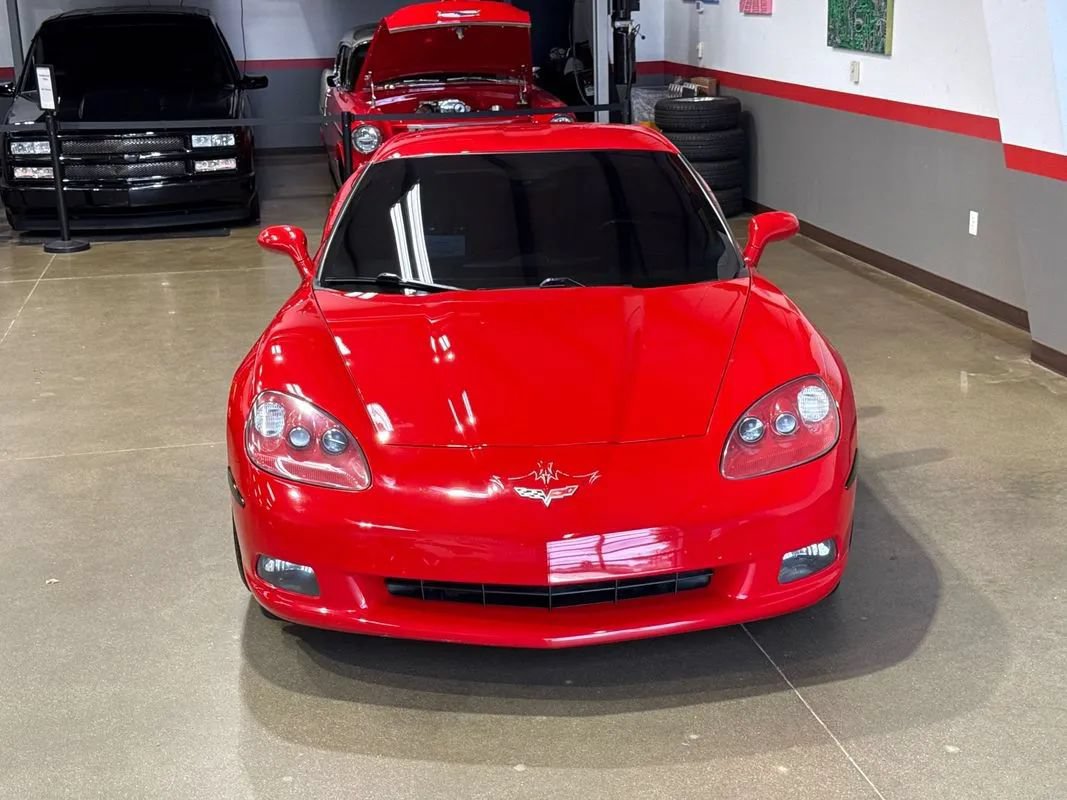 Used 2008 Chevrolet Corvette Coupe w/ Preferred Equipment Group RWD image 7