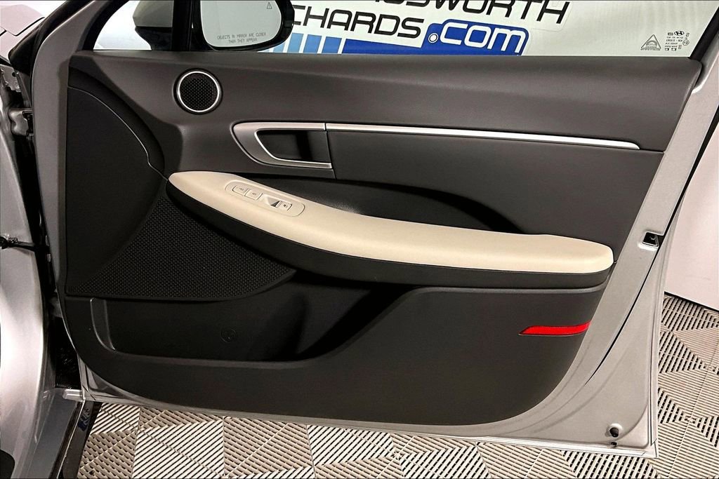 Used 2025 Hyundai Sonata SEL image 17