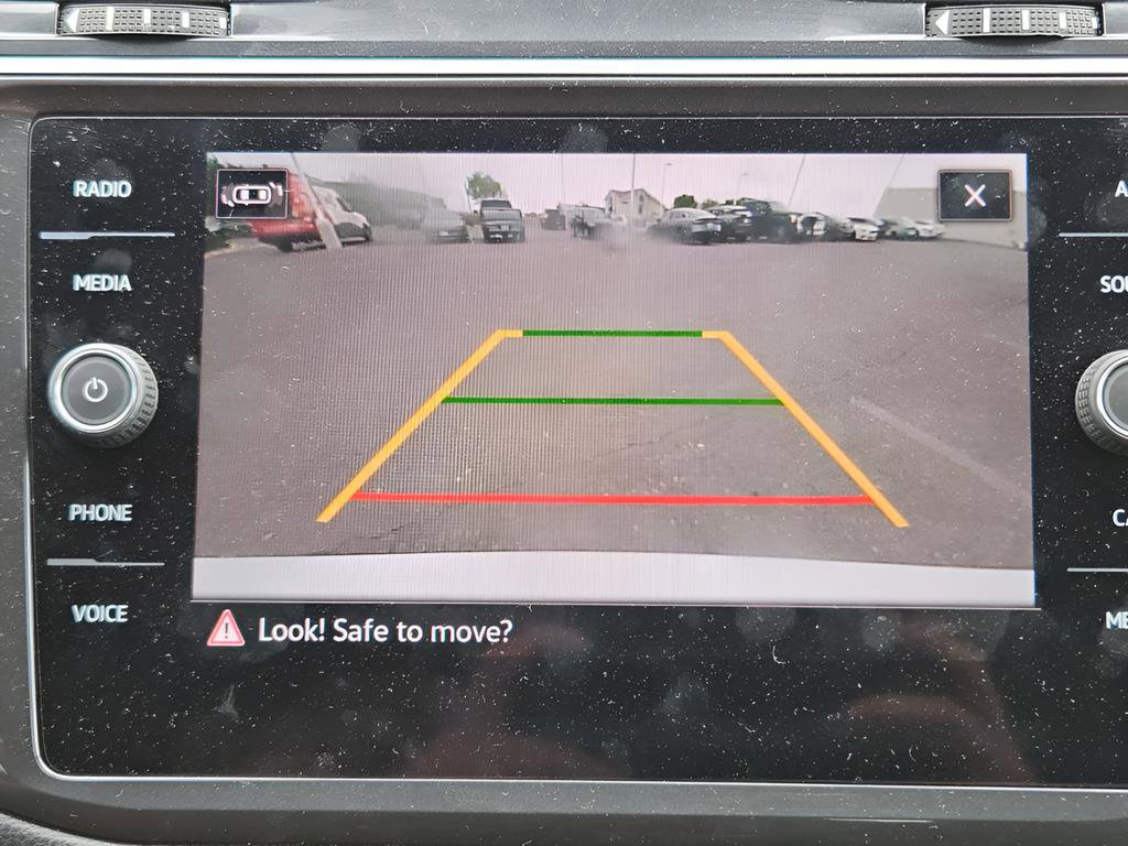 Used 2024 Volkswagen Tiguan SE image 15