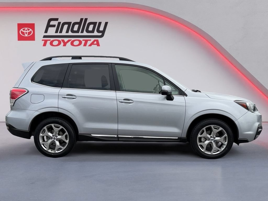 Used 2017 Subaru Forester 2.5i Touring AWD/4WD image 11