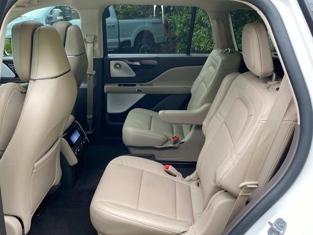 Certified 2023 Lincoln Aviator Reserve w/ Equipment Group 201A AWD/4WD image 9