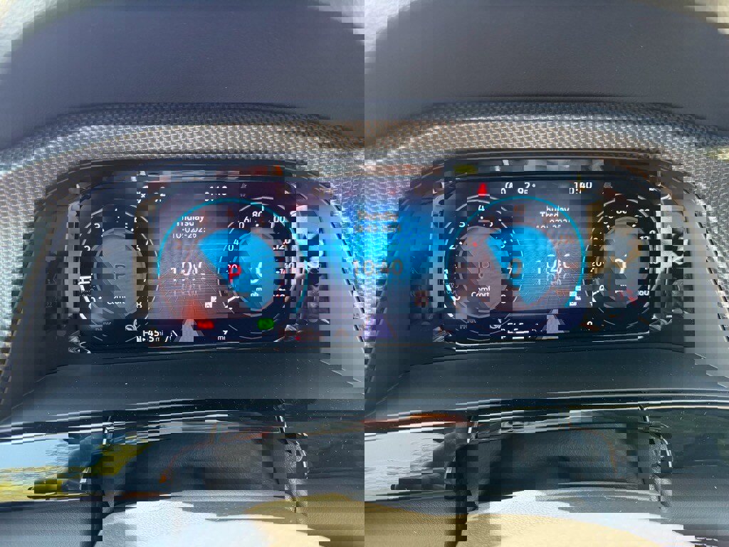 New 2026 Volkswagen Atlas Cross Sport SEL Premium R-Line image 31