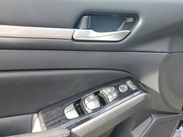 Certified 2025 Nissan Altima 2.5 SR FWD image 15