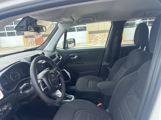 Used 2019 Jeep Renegade Latitude FWD image 15