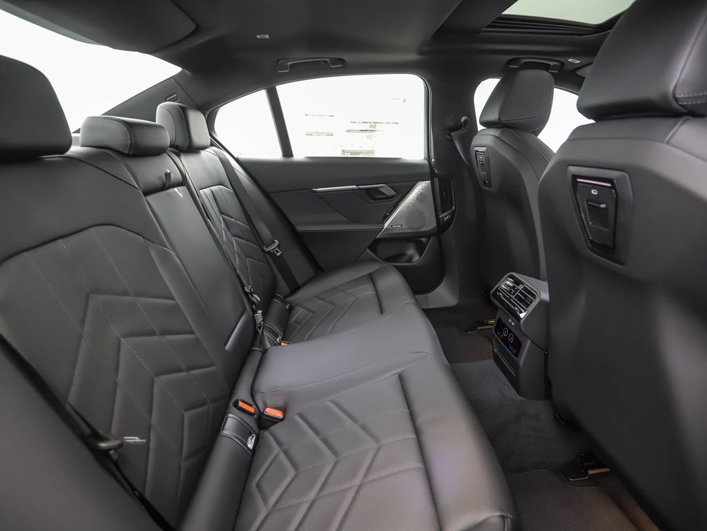 New 2026 BMW 530i xDrive w/ M Sport Package image 27