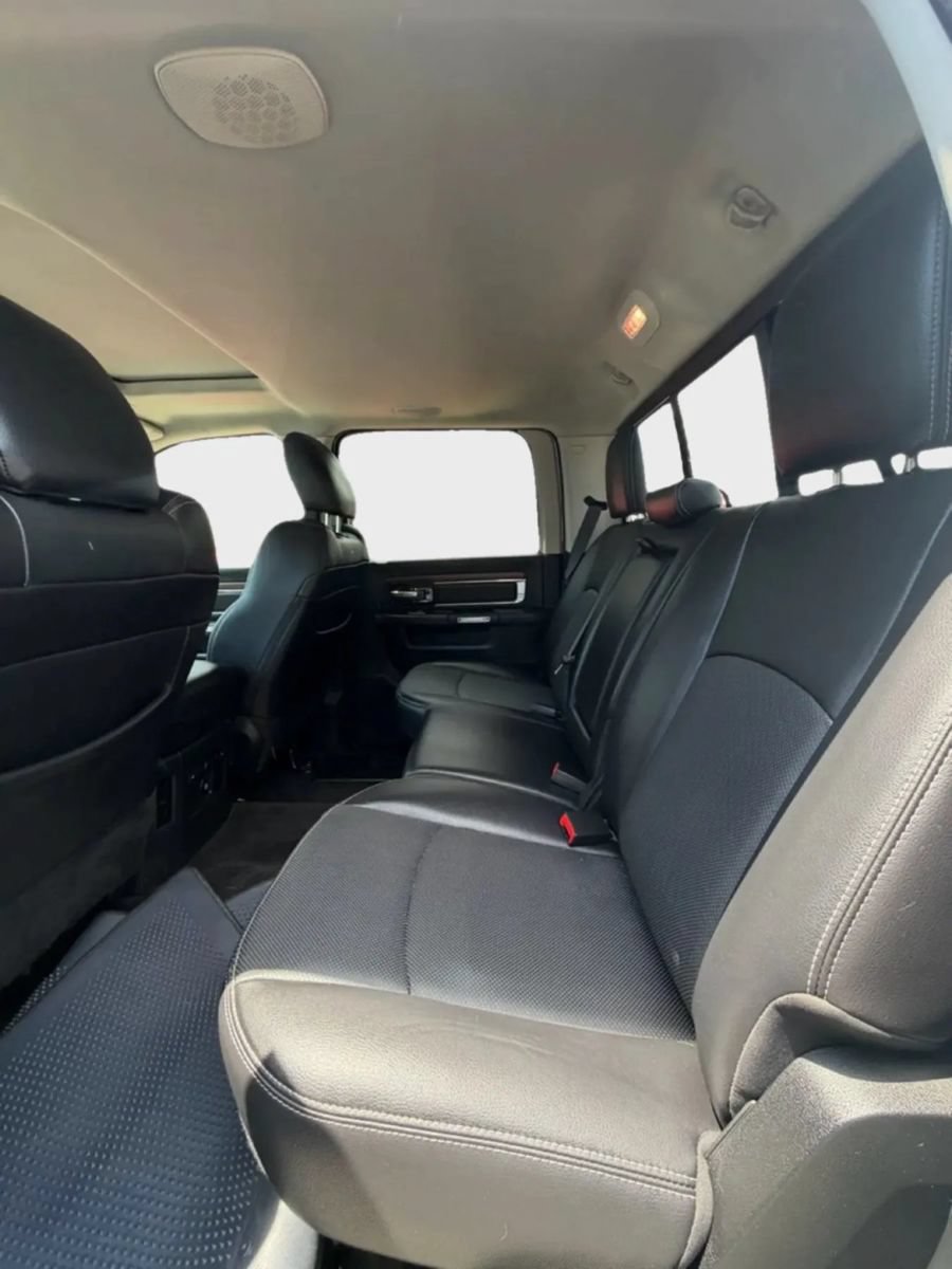 Used 2017 RAM 2500 Laramie w/ Convenience Group AWD/4WD image 10