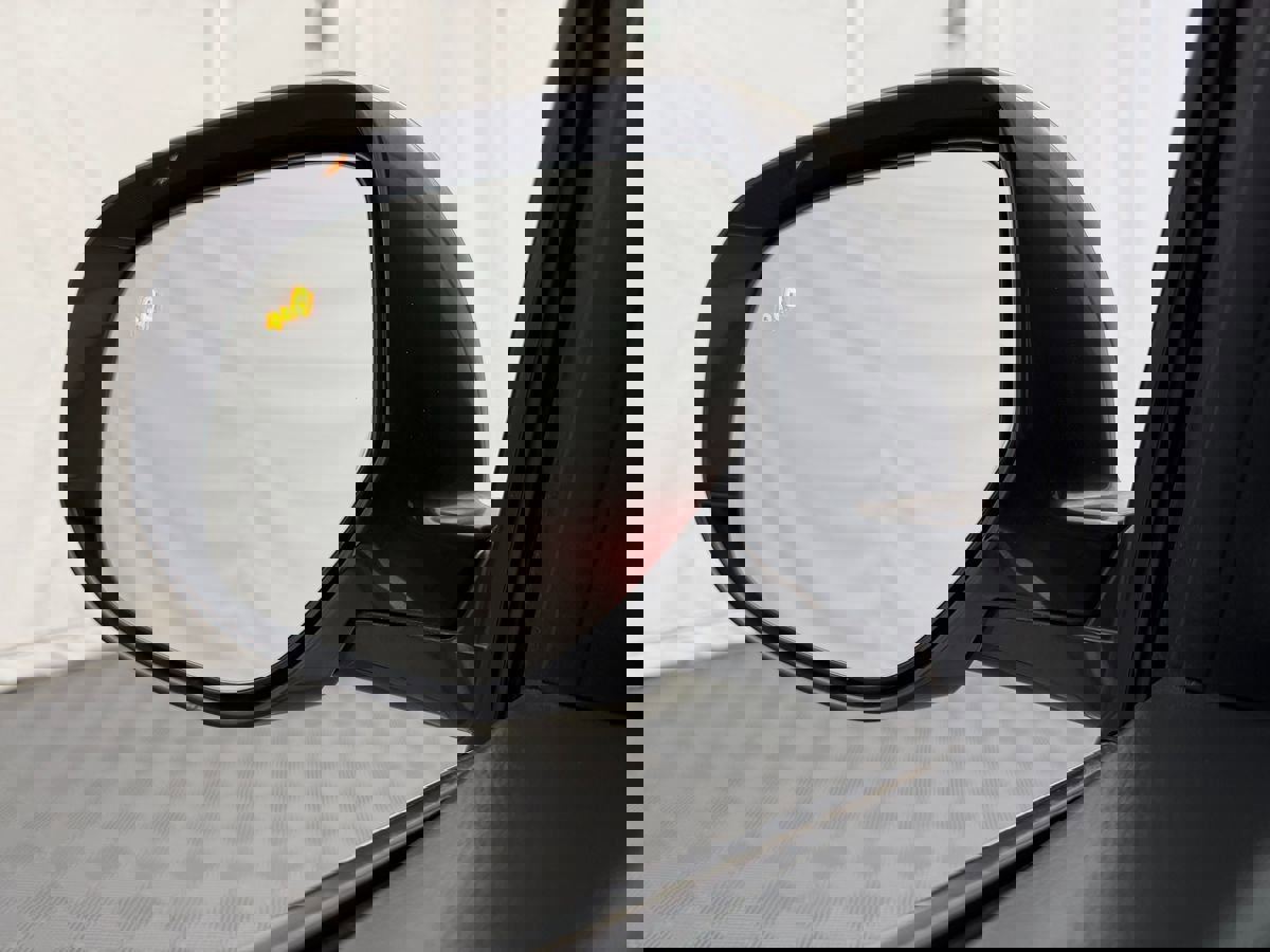 Used 2020 Mitsubishi Outlander SEL image 13