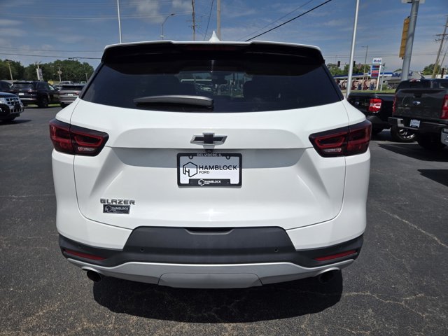 Used 2023 Chevrolet Blazer LT w/ Driver Confidence Package FWD image 5