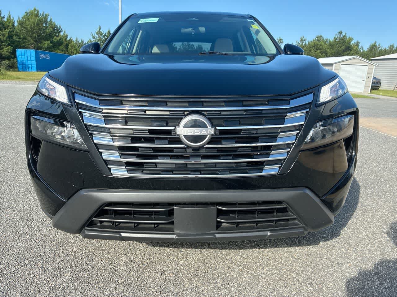 Used 2025 Nissan Rogue SV FWD image 30