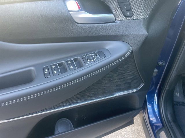 Used 2019 Hyundai Santa Fe FWD image 12