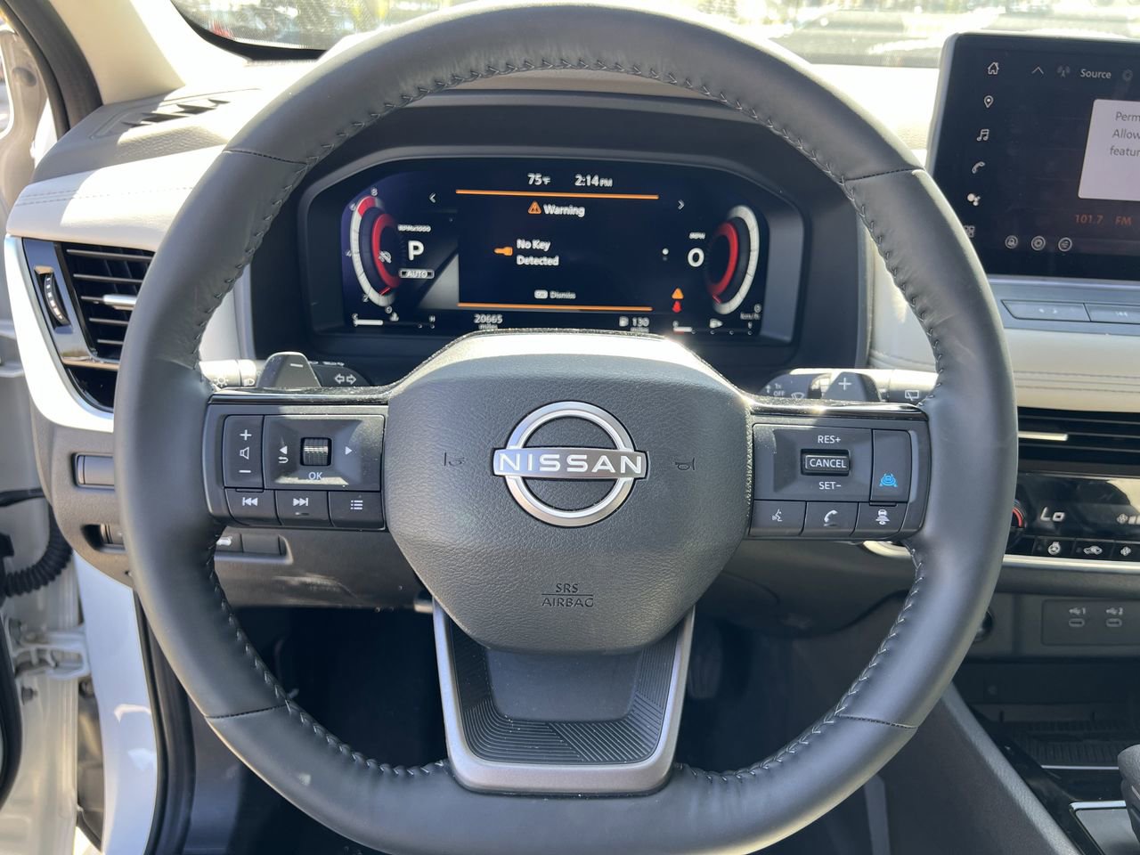 Certified 2025 Nissan Rogue SL image 6