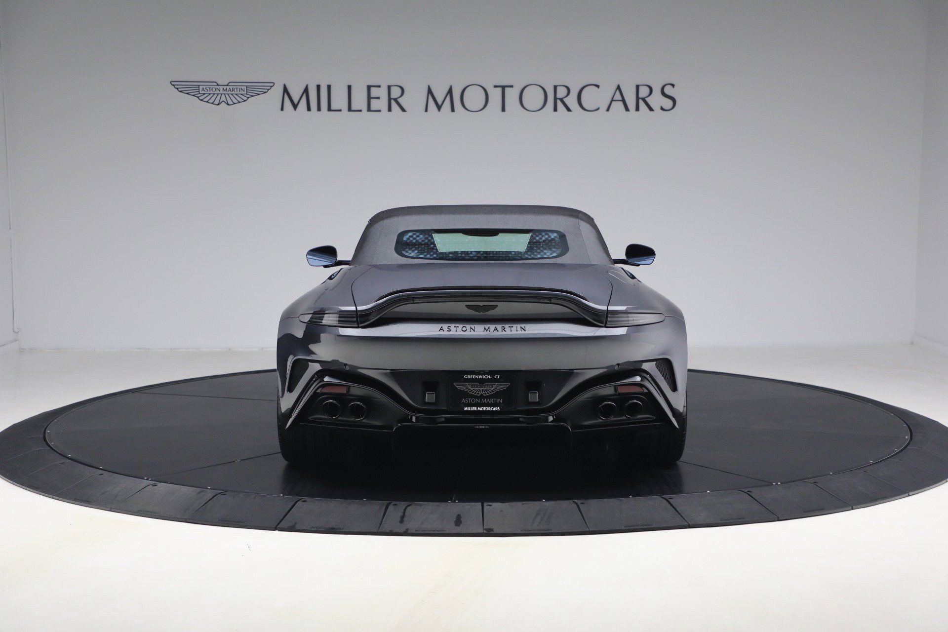 New 2026 Aston Martin V8 Vantage S image 18