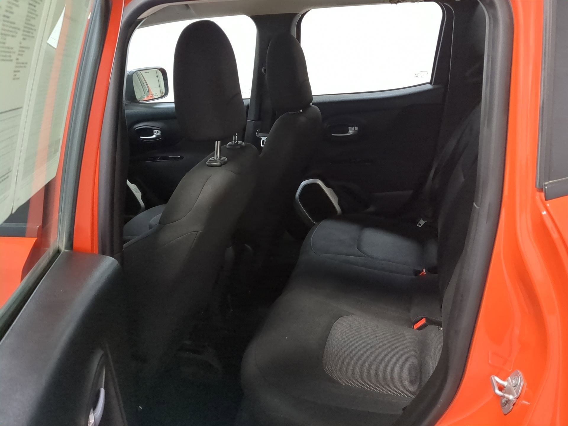 Used 2019 Jeep Renegade Sport w/ UConnect 7.0 Group image 17