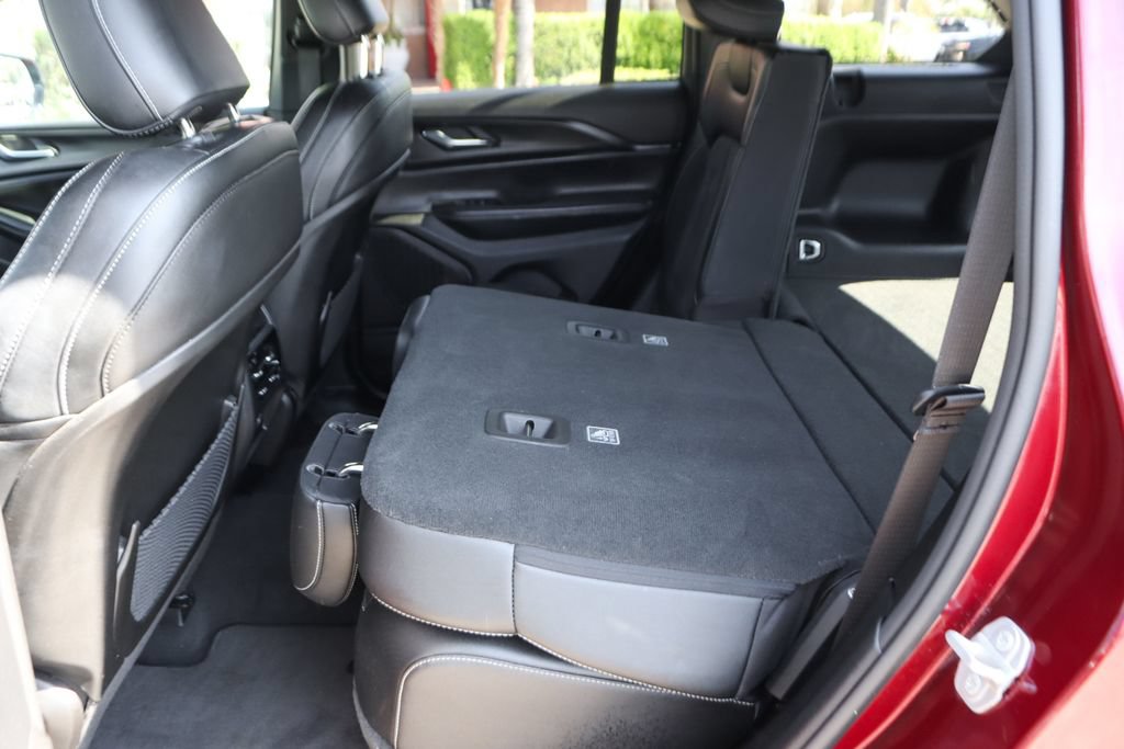 Used 2024 Jeep Grand Cherokee Altitude RWD image 37