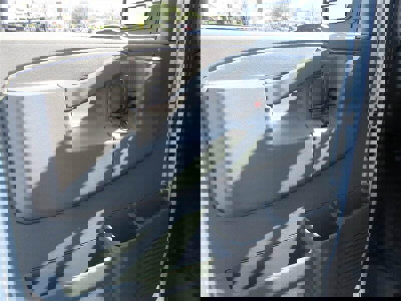 Used 2022 GMC Savana 2500 w/ Driver Convenience Package image 14