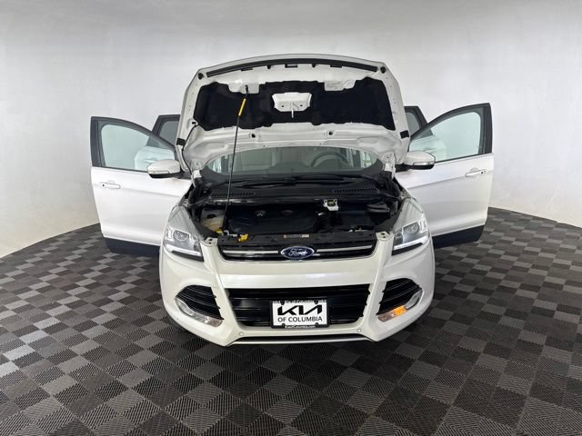 Used 2016 Ford Escape Titanium w/ Equipment Group 301A AWD/4WD image 13
