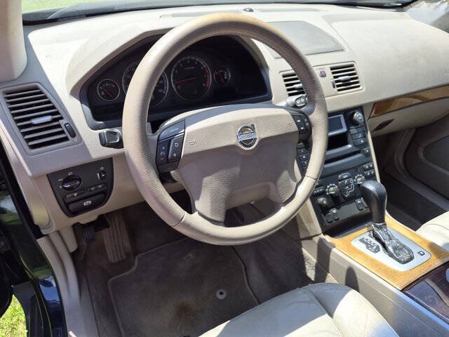 Used 2005 Volvo XC90 2.5T AWD/4WD image 14