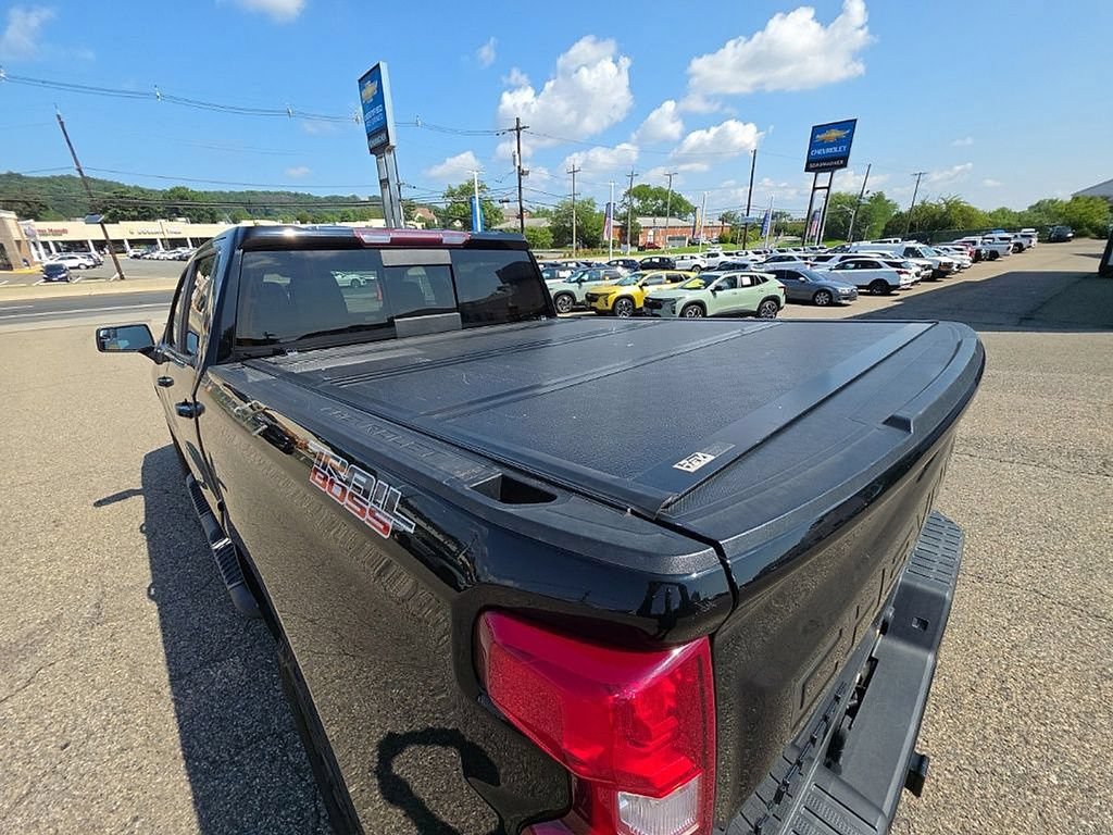 Used 2021 Chevrolet Silverado 1500 LT Trail Boss w/ Convenience Package II AWD/4WD image 42