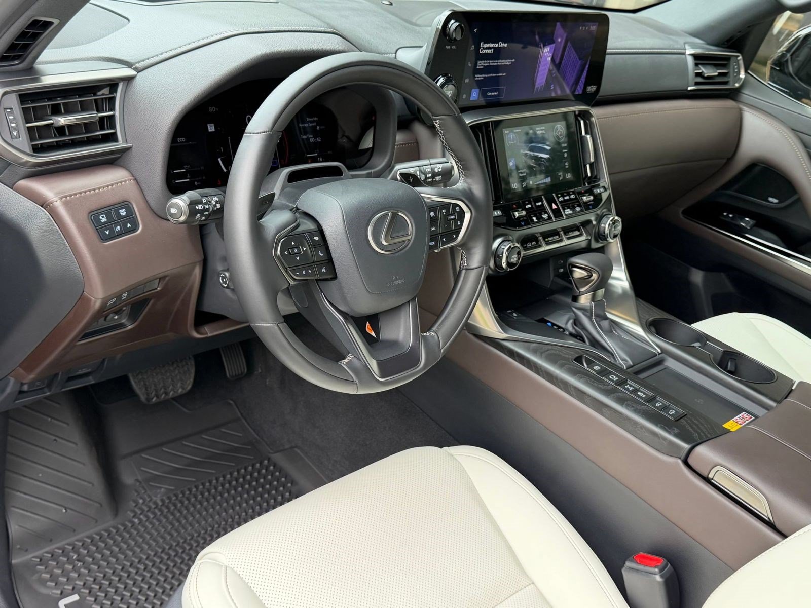 New 2026 Lexus LX 600 4WD w/ Appearance Package image 4