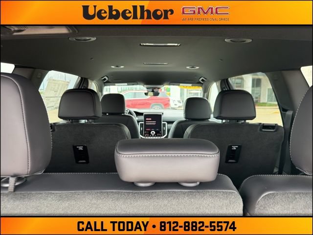 New 2026 GMC Acadia Elevation w/ Elevation Premium Package AWD/4WD image 13