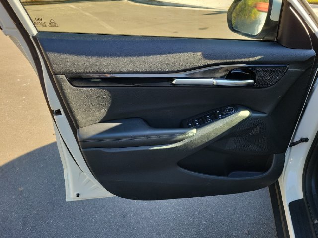 Used 2023 Kia Seltos S FWD image 15