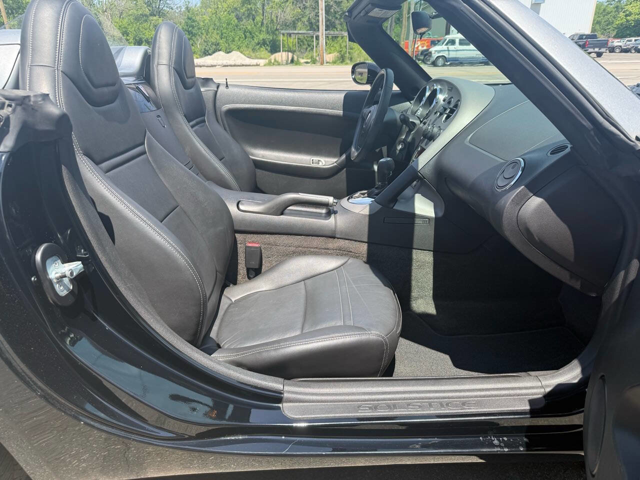 Used 2007 Pontiac Solstice Convertible w/ Premium Package RWD image 35
