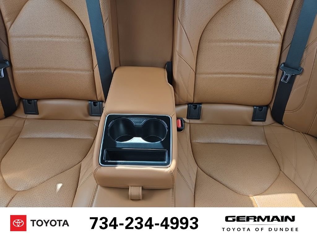 Used 2022 Toyota Avalon Limited w/ Advanced Safety Package image 15