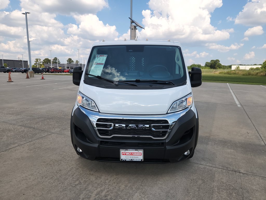 Used 2025 RAM ProMaster 2500 w/ U-Haul Equipment Group FWD image 11
