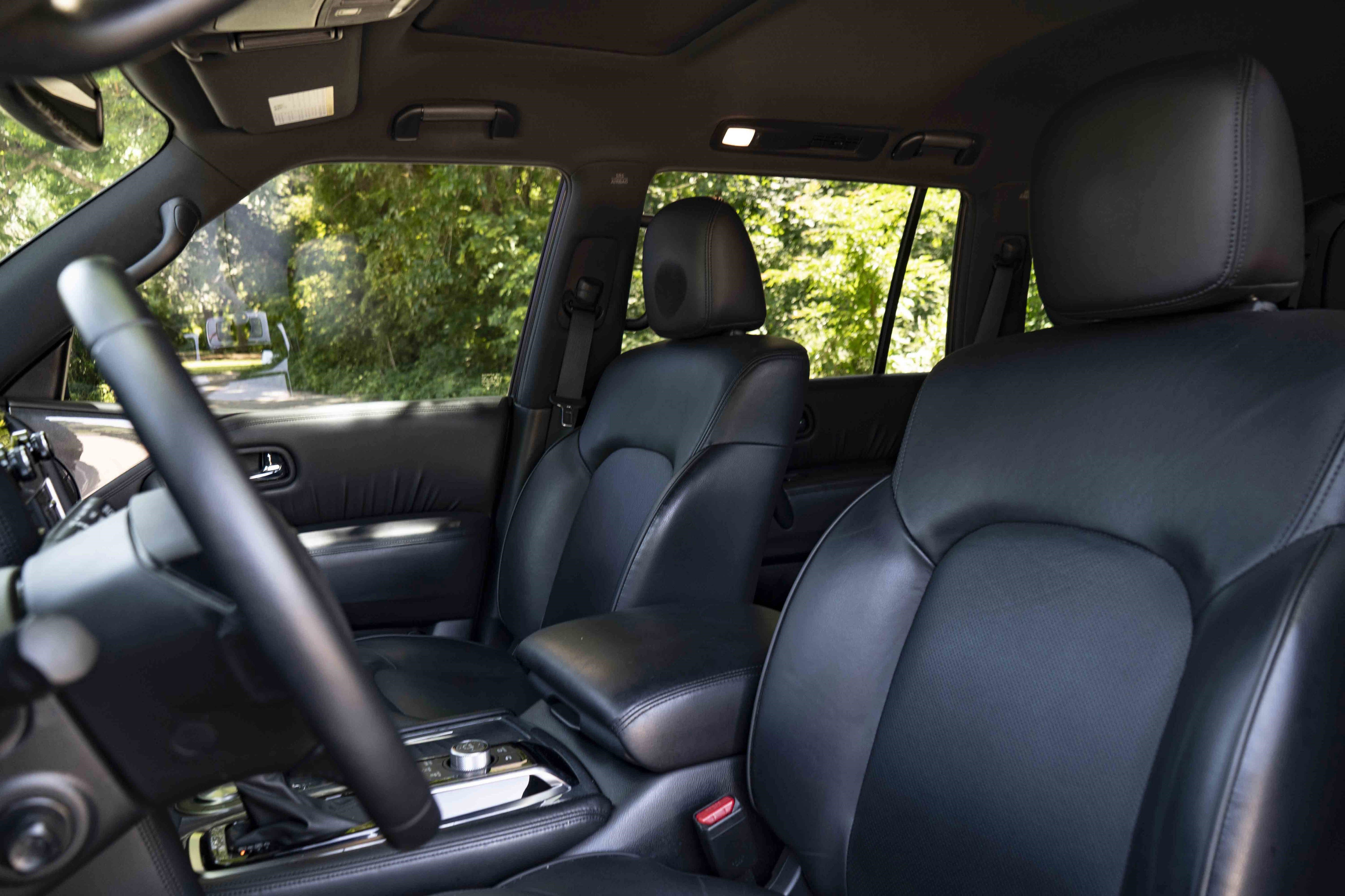 Used 2023 Nissan Armada SL w/ Midnight Edition Package RWD image 17