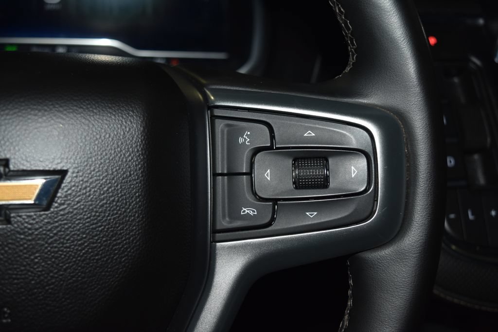 Used 2023 Chevrolet Tahoe Premier AWD/4WD image 9