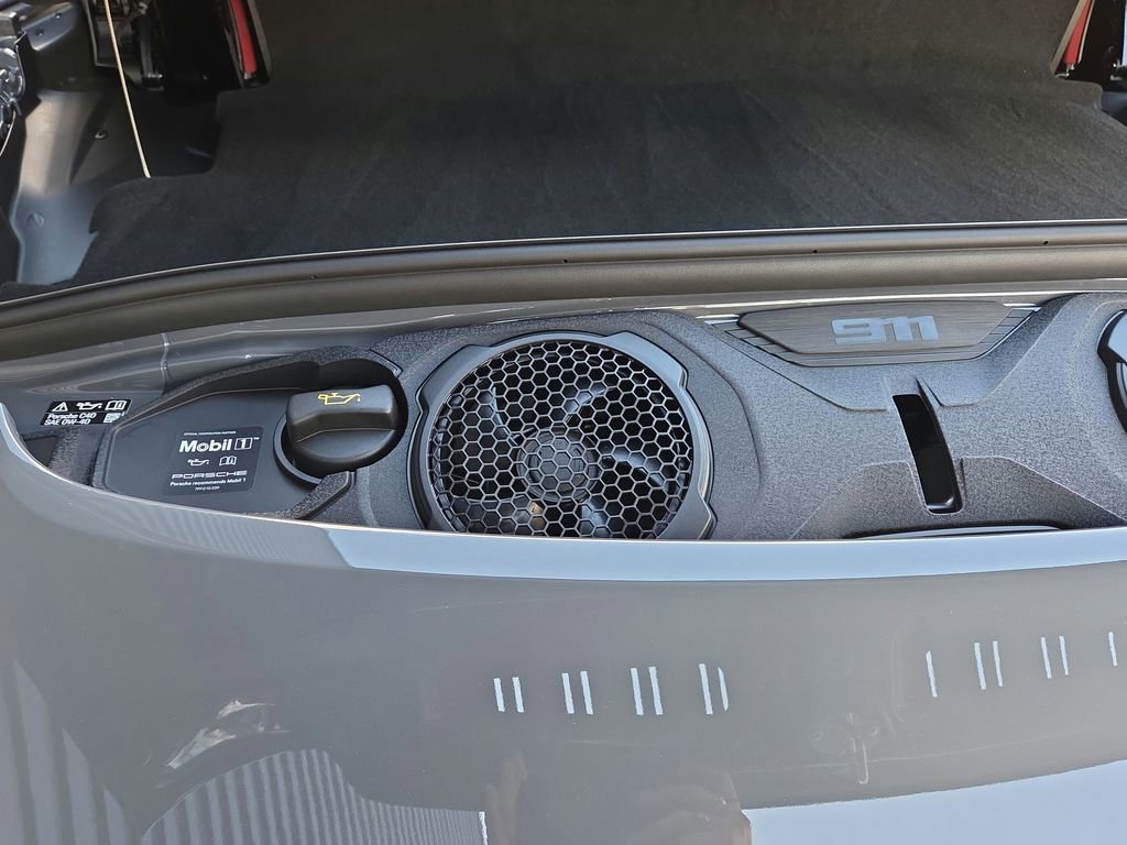 Certified 2025 Porsche 911 Carrera GTS RWD image 30