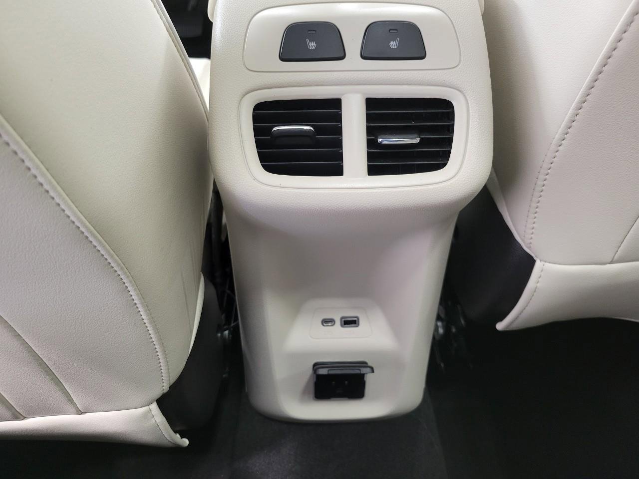 Used 2023 Buick Envision Avenir image 23