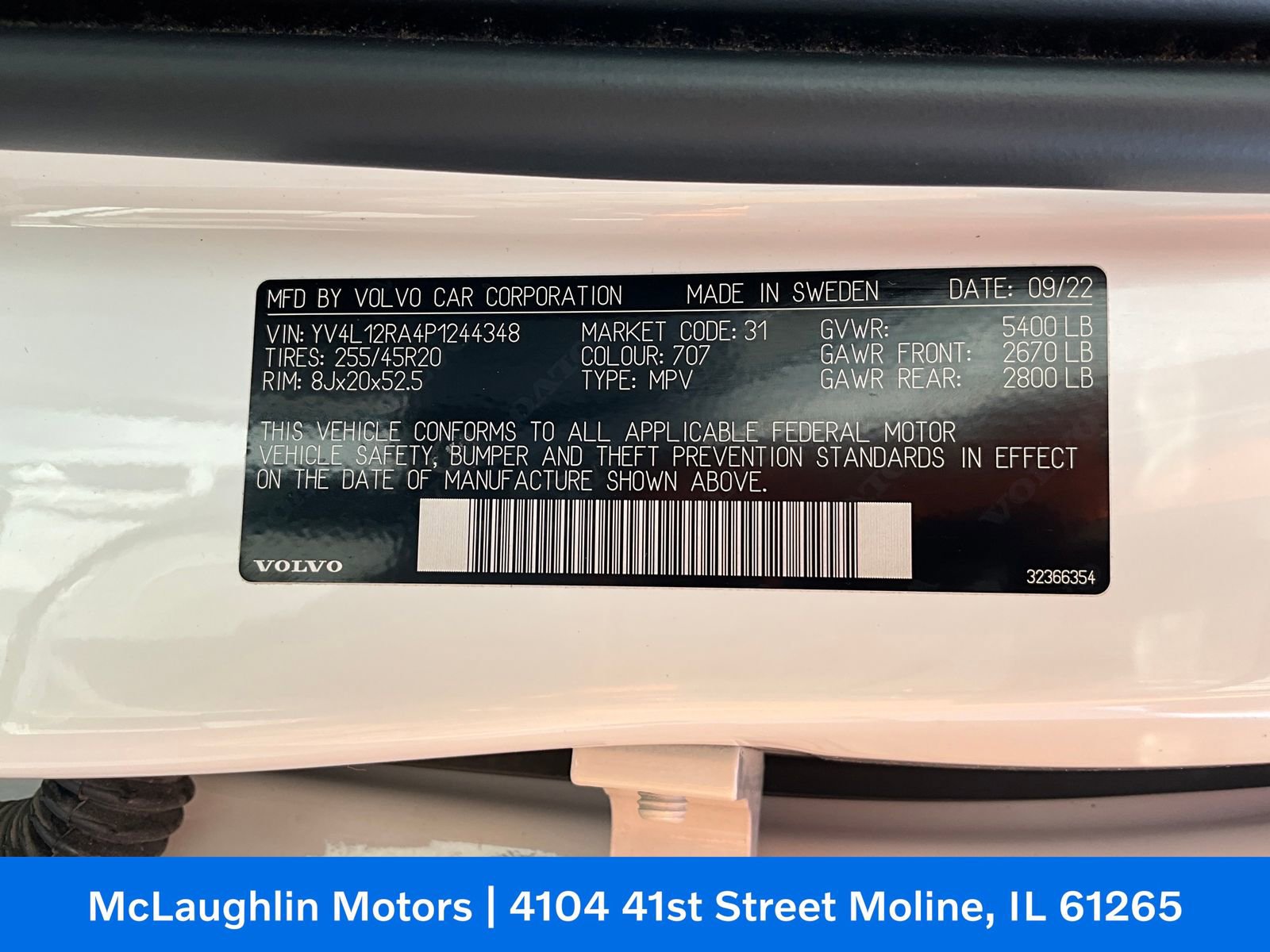 Certified 2023 Volvo XC60 B5 Ultimate w/ Climate Package AWD/4WD image 19