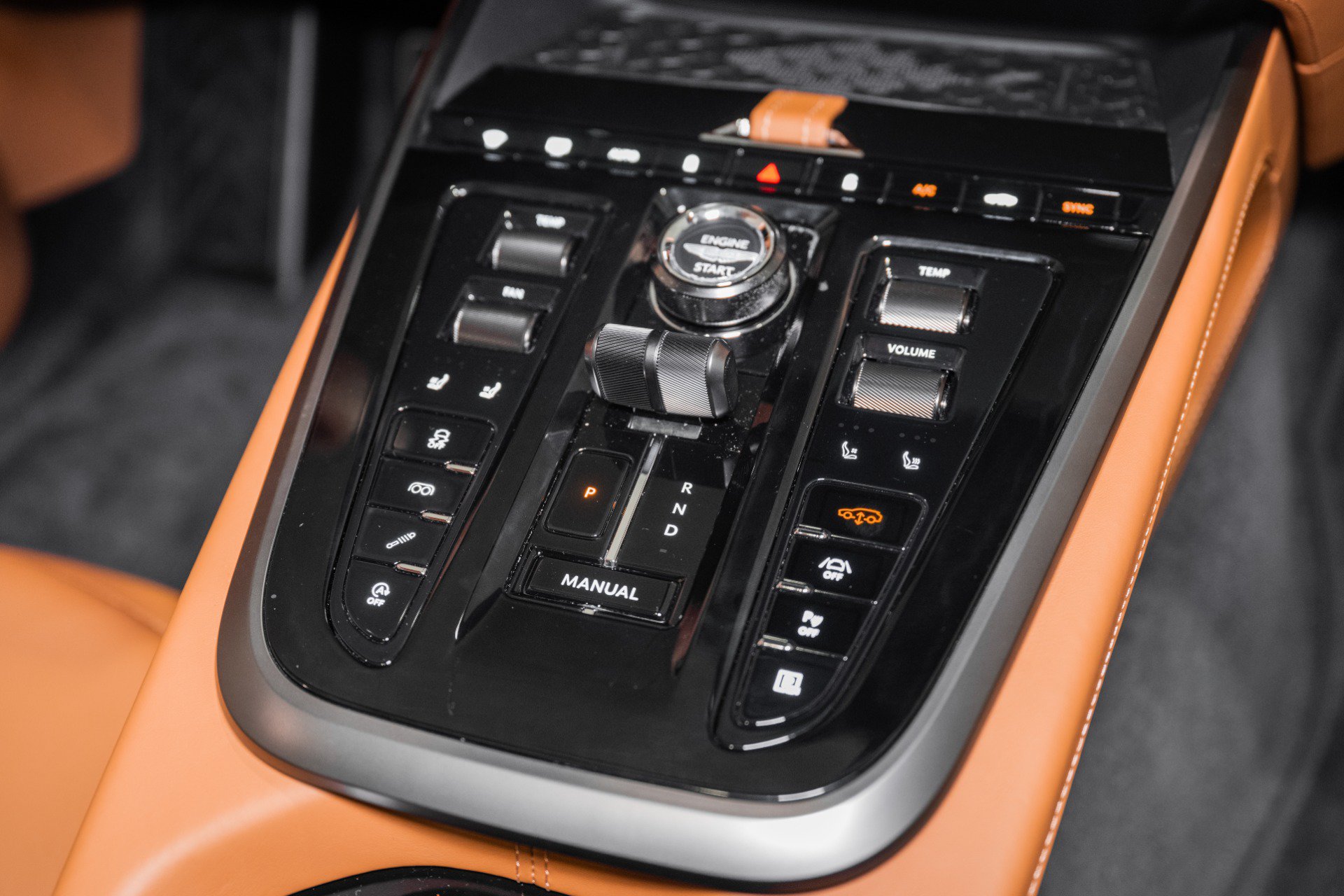 New 2026 Aston Martin DBX 707 AWD/4WD image 33