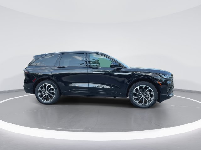 New 2026 Lincoln Nautilus Reserve AWD/4WD image 9