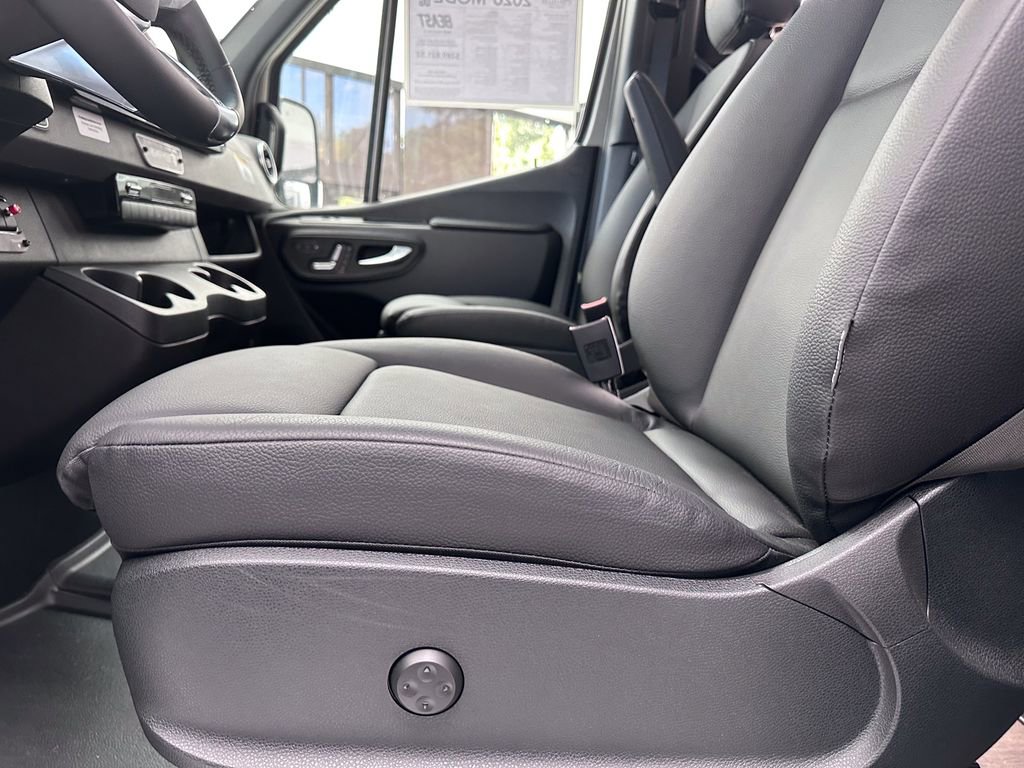 New 2025 Mercedes-Benz Sprinter 2500 image 23