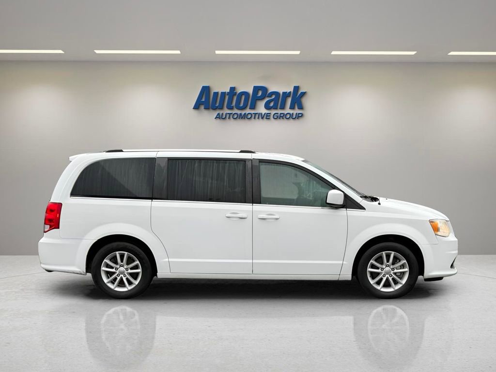 Used 2020 Dodge Grand Caravan SXT FWD image 8