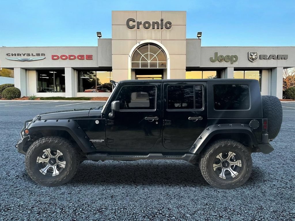 Used 2010 Jeep Wrangler Unlimited Sport AWD/4WD image 6
